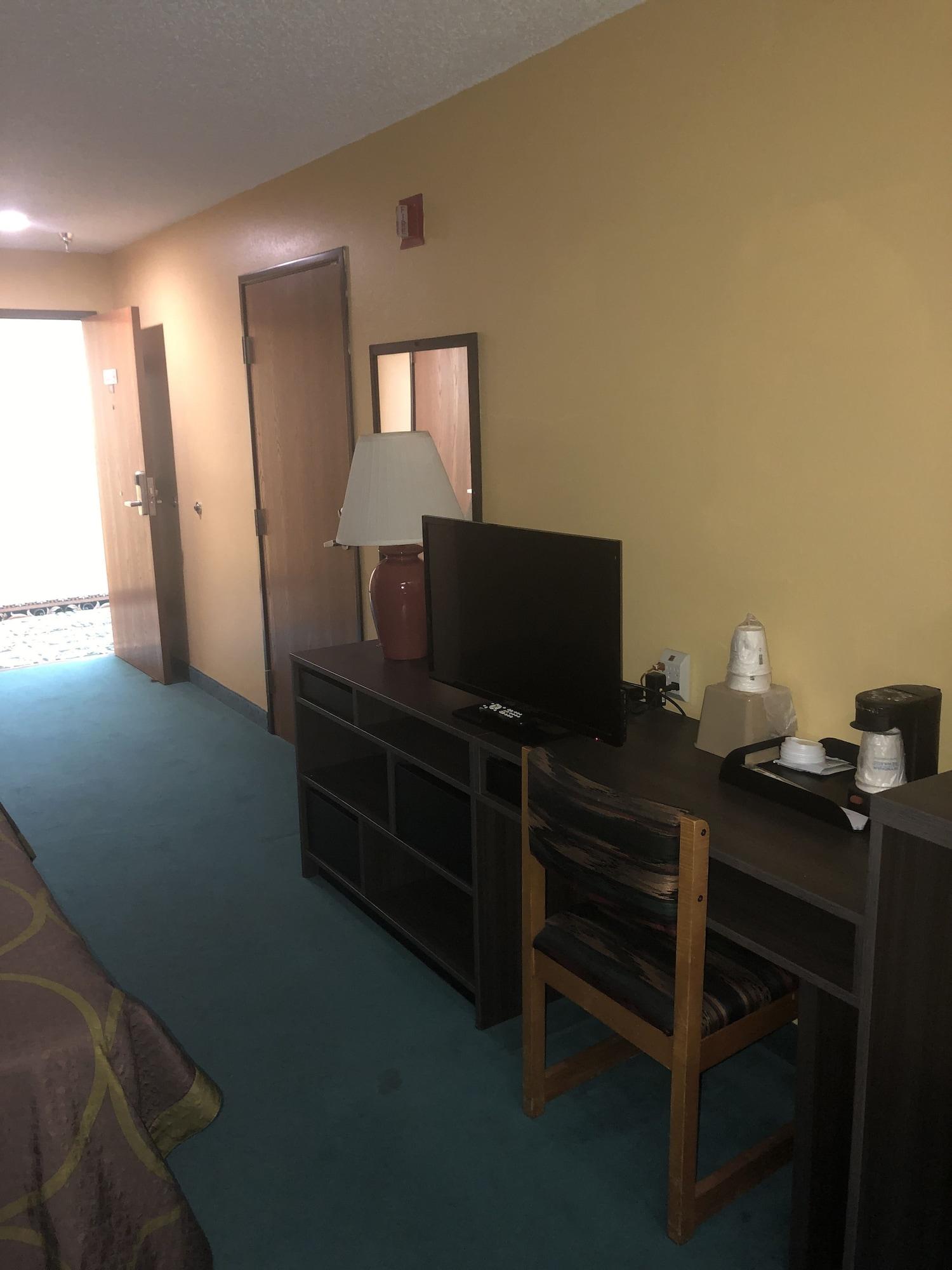 Super 8 By Wyndham Florence Co Zewnętrze zdjęcie