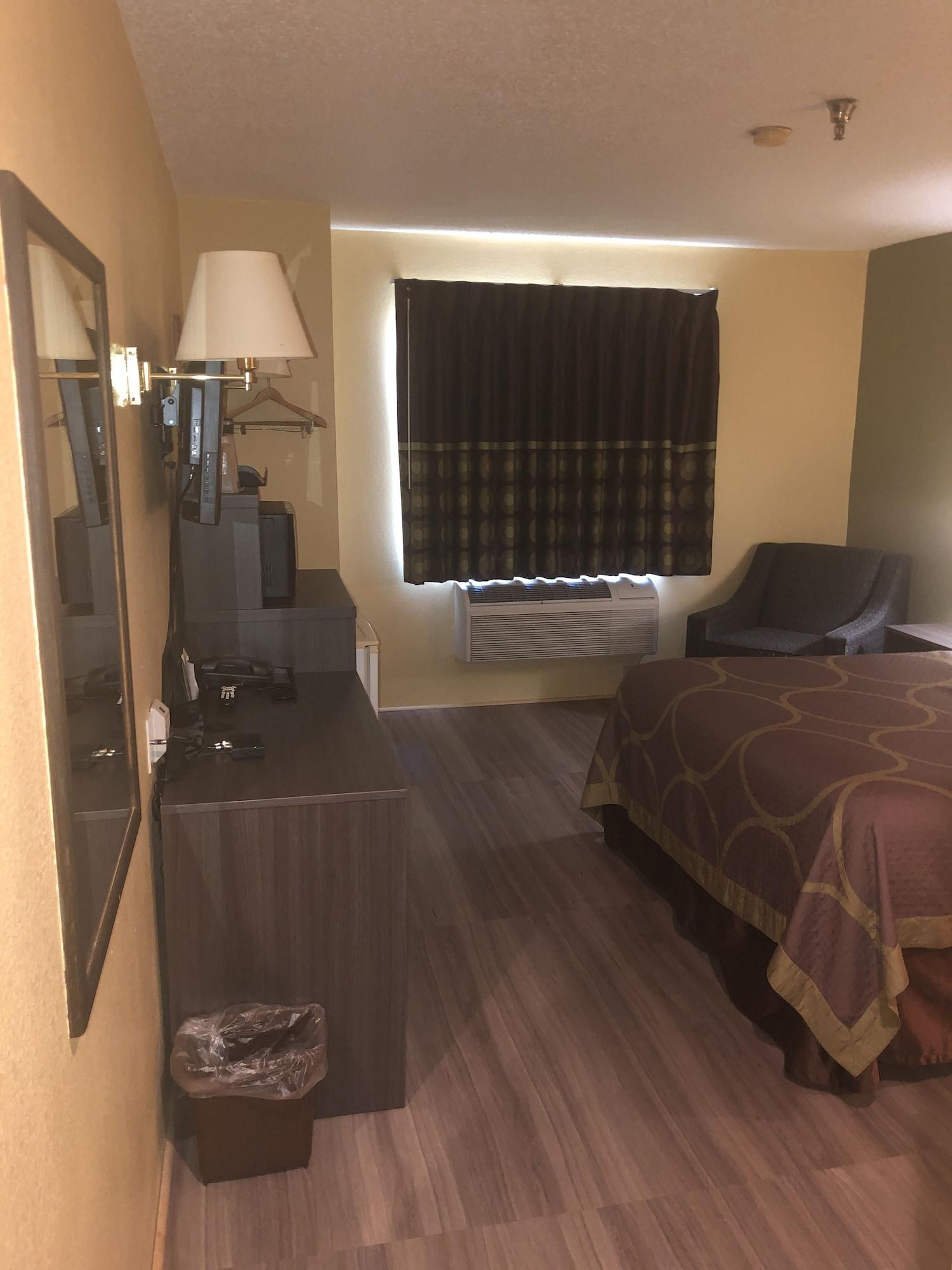 Super 8 By Wyndham Florence Co Zewnętrze zdjęcie
