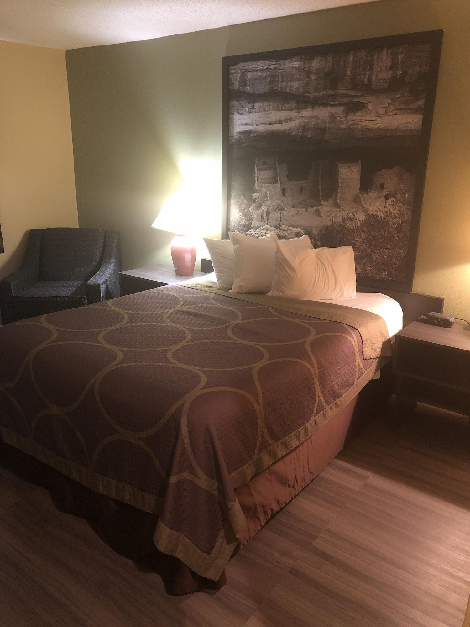 Super 8 By Wyndham Florence Co Zewnętrze zdjęcie